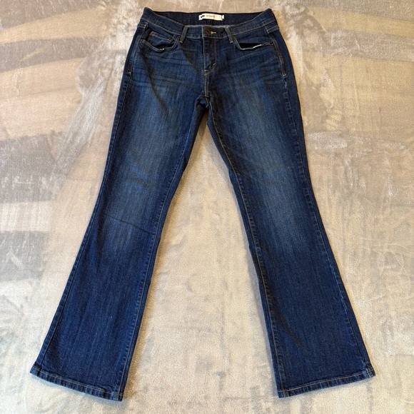Levi 515 Bootcut Classic Denim Jeans Wmn’s sz 6 - Picture 1 of 10